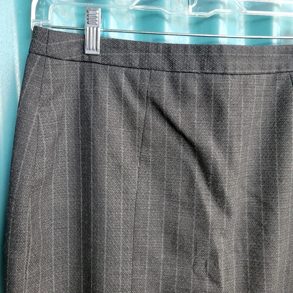 Teenflo  Pencil Skirt Houndstooth Grey Plaid Skirt Size 8 - Picture 3 of 10